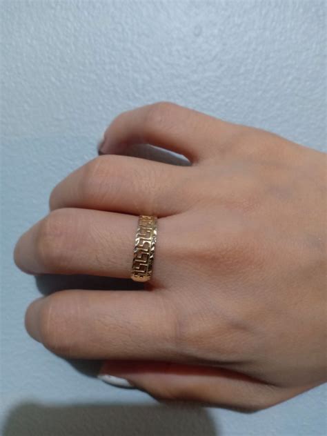 fendi 18k gold ring.